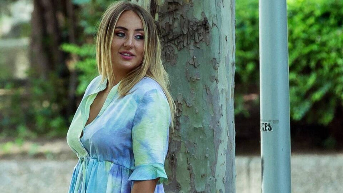 Rocío Flores no quiso valorar las palabras de Carmen Borrego sobre su padre y Mila Ximénez.