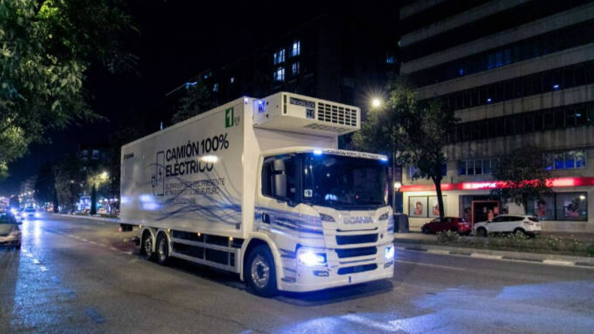 Mercadona prueba un nuevo camión 100% eléctrico y libre de emisiones