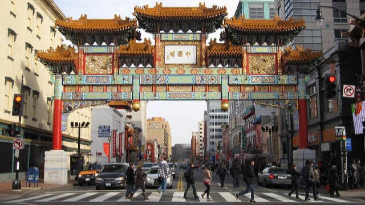 Arcos de entrada a un Chinatown como los que se quieren poner en Valencia