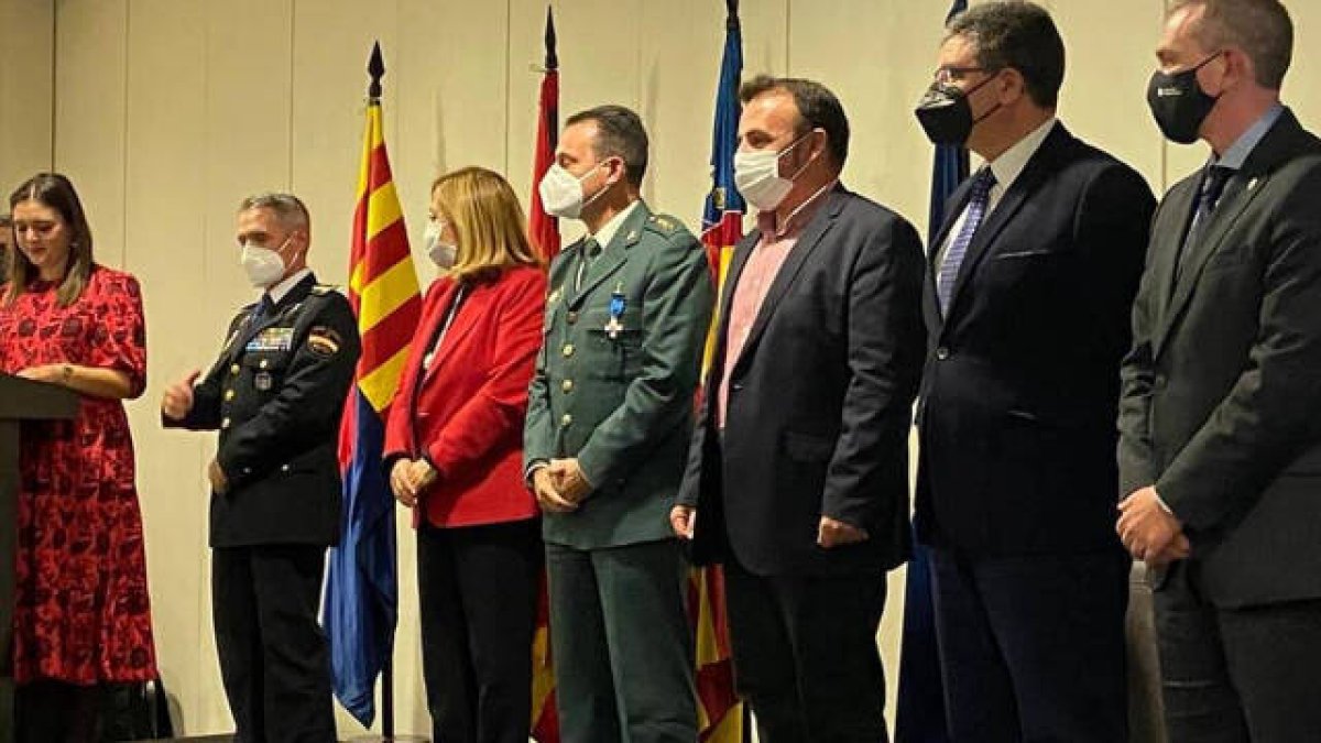 La Subdelegada del Gobierno en Alicante, Araceli Poblador, participó en la entrega de distinciones