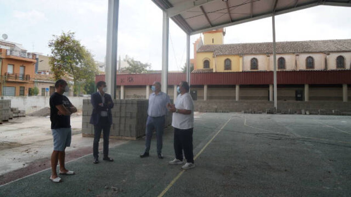Los vecinos de Burjassot contarán con dos nuevos pabellones cubiertos