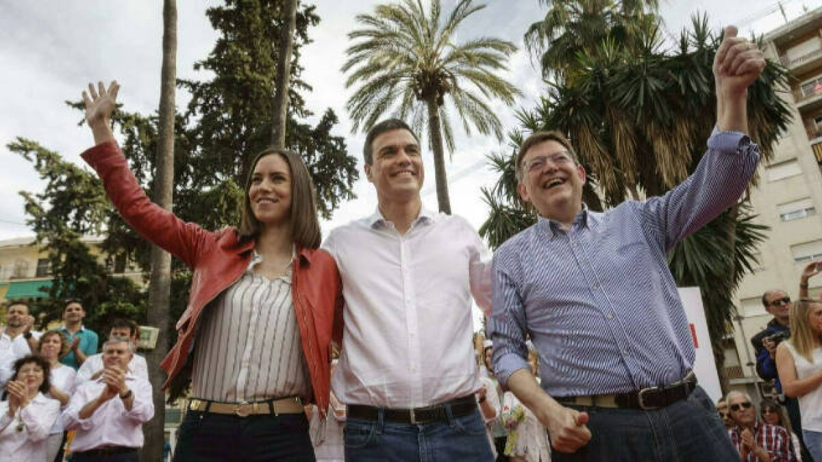 Diana Morant junto a Pedro Sánchez y Ximo Puig