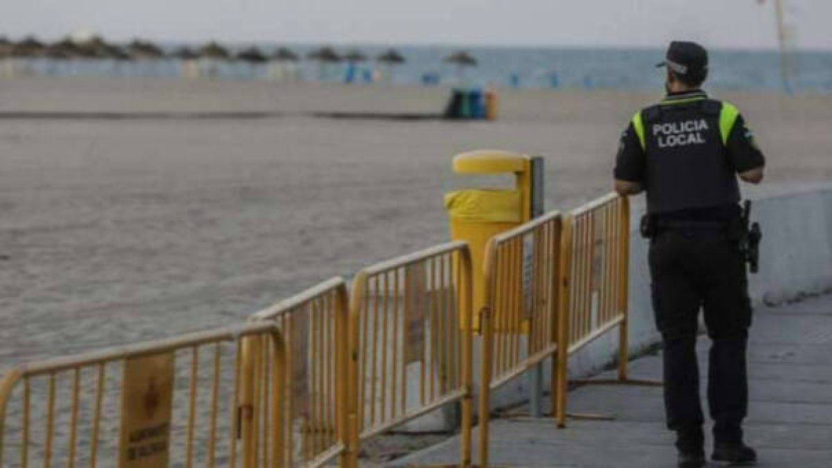 La Noche de San Juan movilizará 80 efectivos de Policía Local y Protección civil