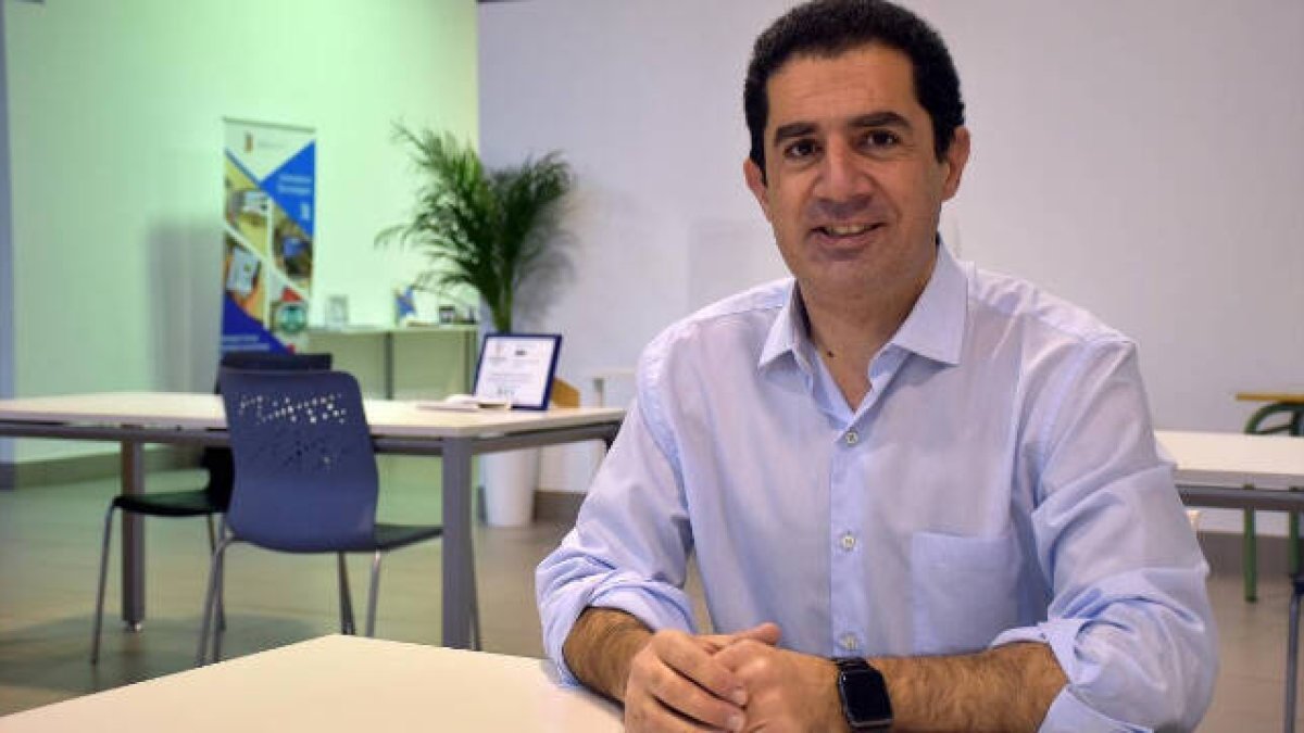Toni Francés se presenta a las primarias para secretario general del PSPV-PSOE de la provincia de Alicante