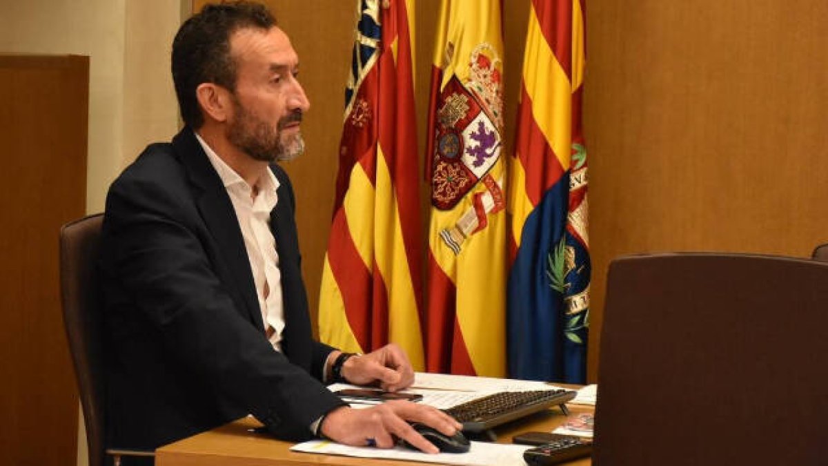 Carlos González, alcalde de Elche