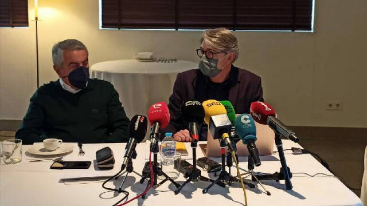 Antonio Macià (derecha) uno de los principales socios de Wel Hoteles y hermano de la concejal de Hacienda de Elche