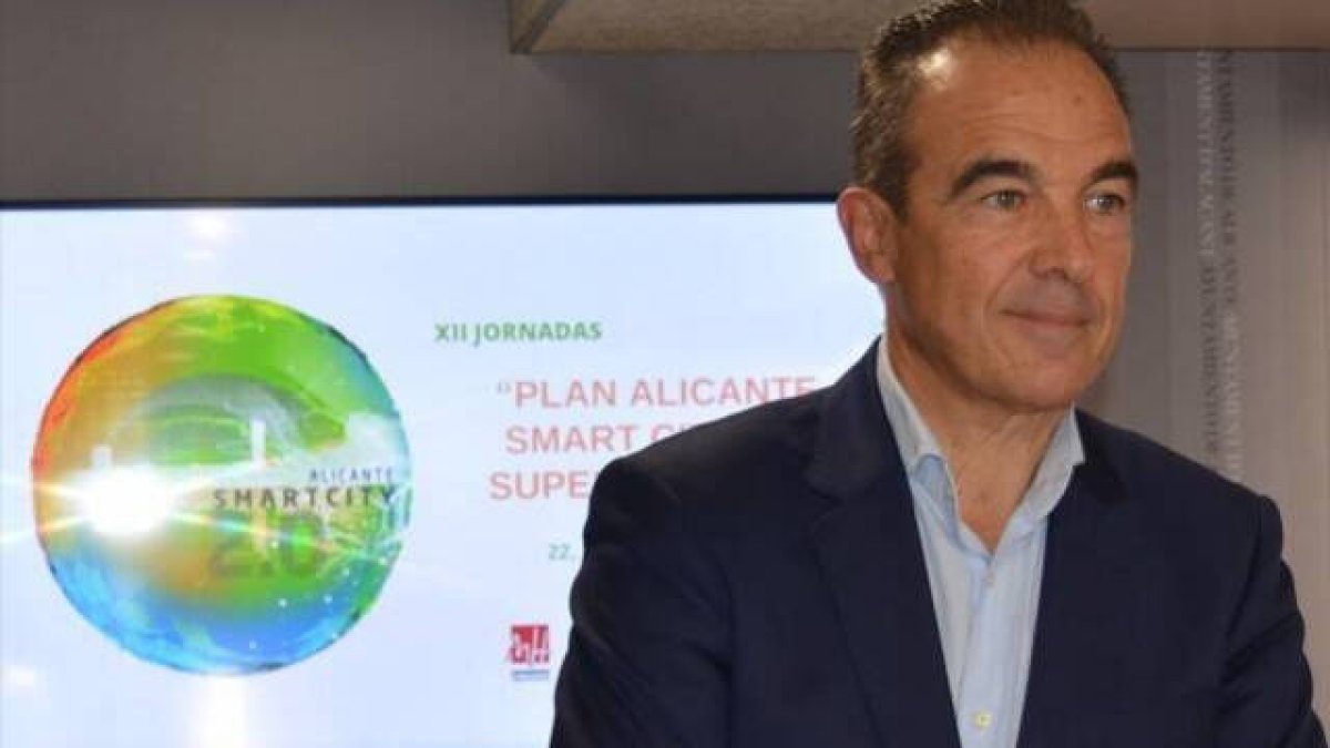 Antonio Peral, concejal de Coordinación de Proyectos y de Nuevas Tecnologías, Innovación e Informática