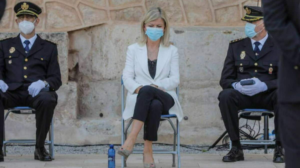 La consellera de Justicia, Gabriela Bravo, asiste al Día de la Policía adscrita a la Generalitat