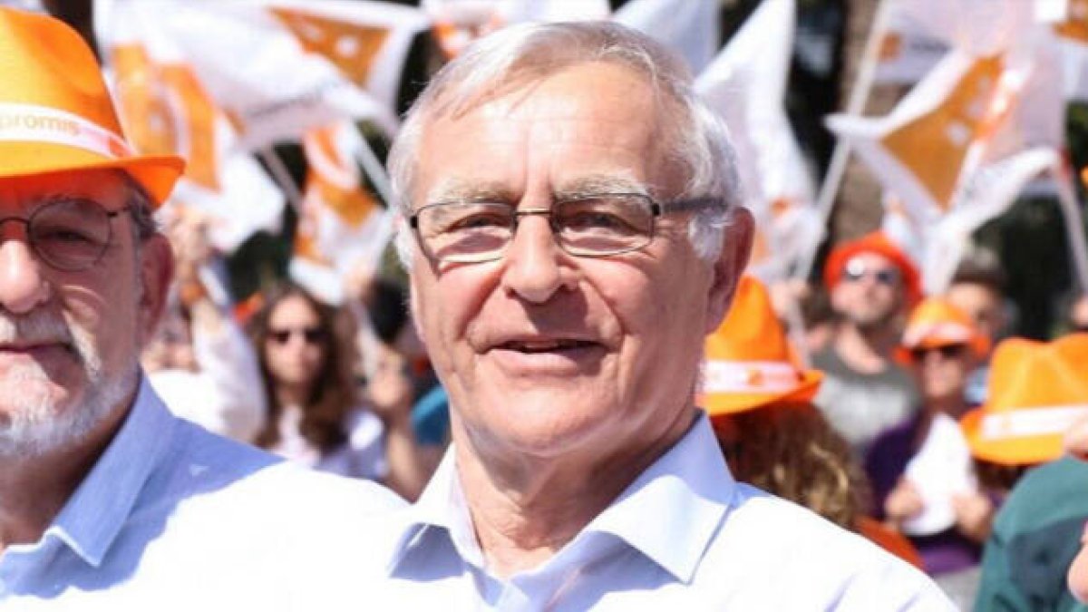 Joan Ribó en un mitin de Compromís