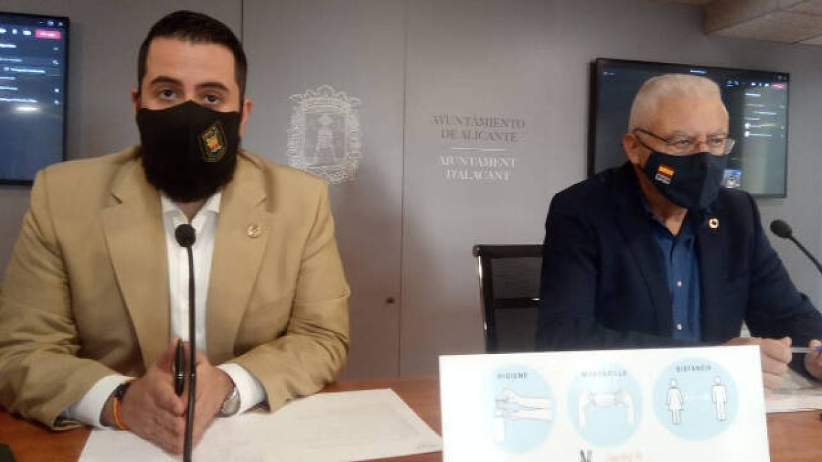 Mario Ortolá y Pepe Bonet, concejales de Vox en el Ayuntamiento de Alicante