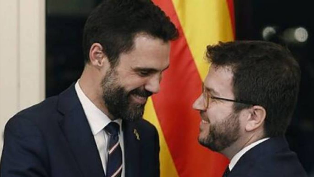 Roger Torrent con Pere Aragonés.