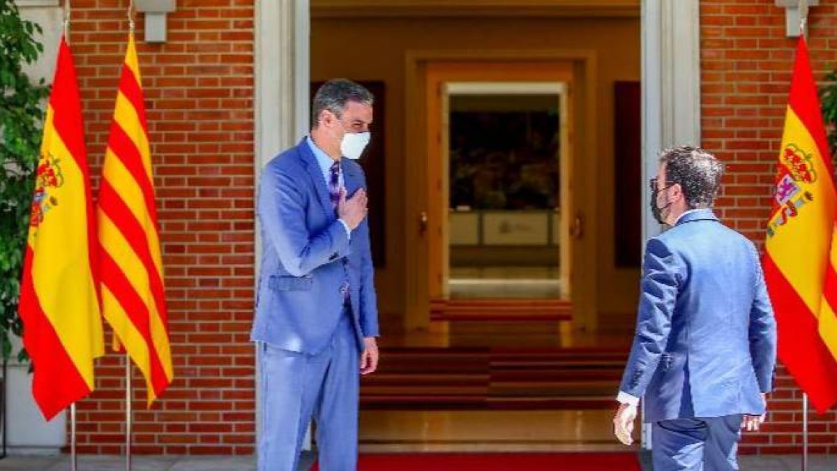 Sánchez y Aragonés, en su encuentro en Moncloa.