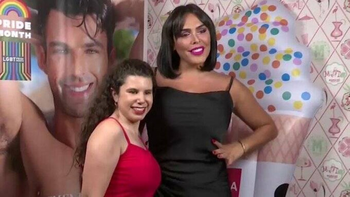 Carla Vigo y Amor Romeira.