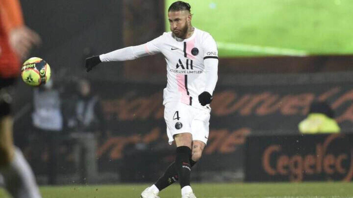 Sergio Ramos, durante el partido frente al Loriente