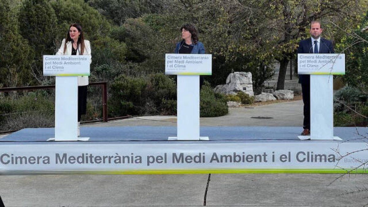 La consellera Mireia Mollà con los consellers de Cataluña y Baleares