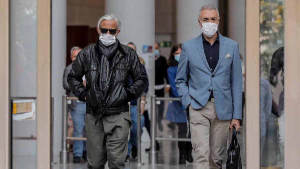 El autodenominado 'yonki del dinero', Marcos Benavent, y el penalista Juan Carlos Navarro.