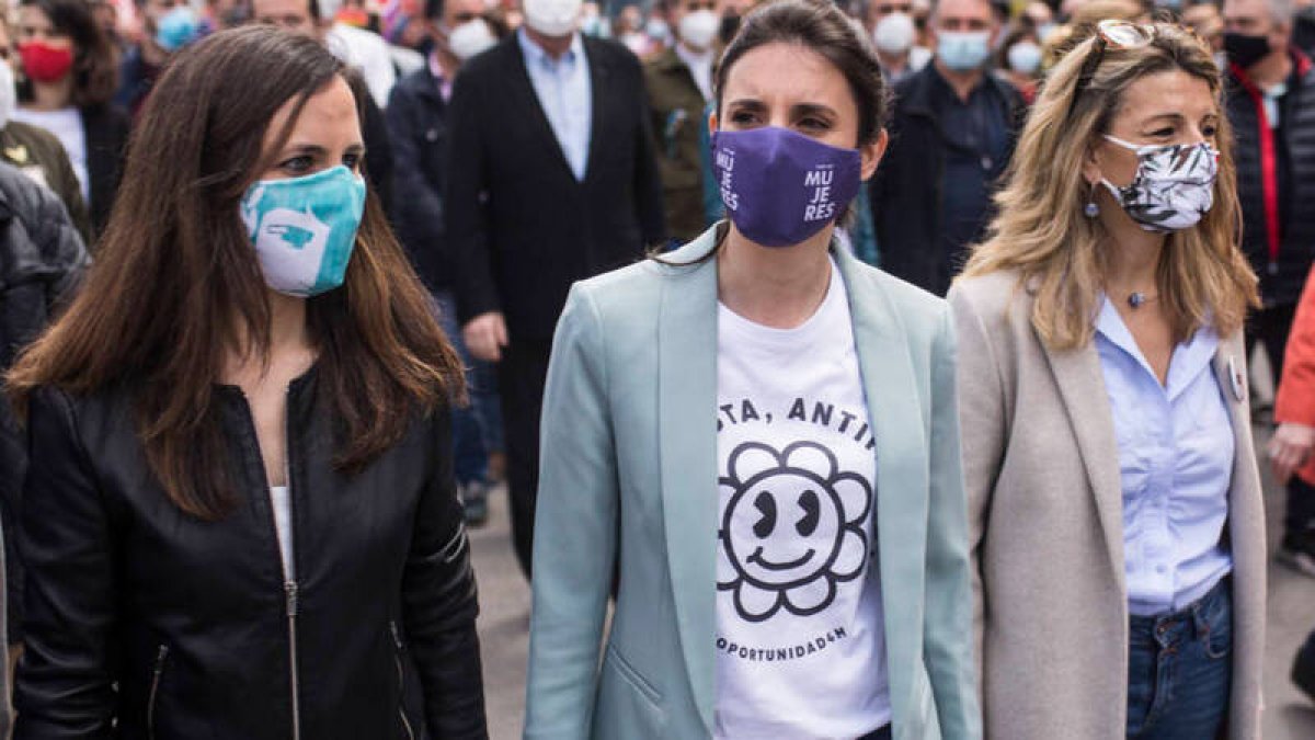 Ione Belarra. Irene Montero y Yolanda Díaz
