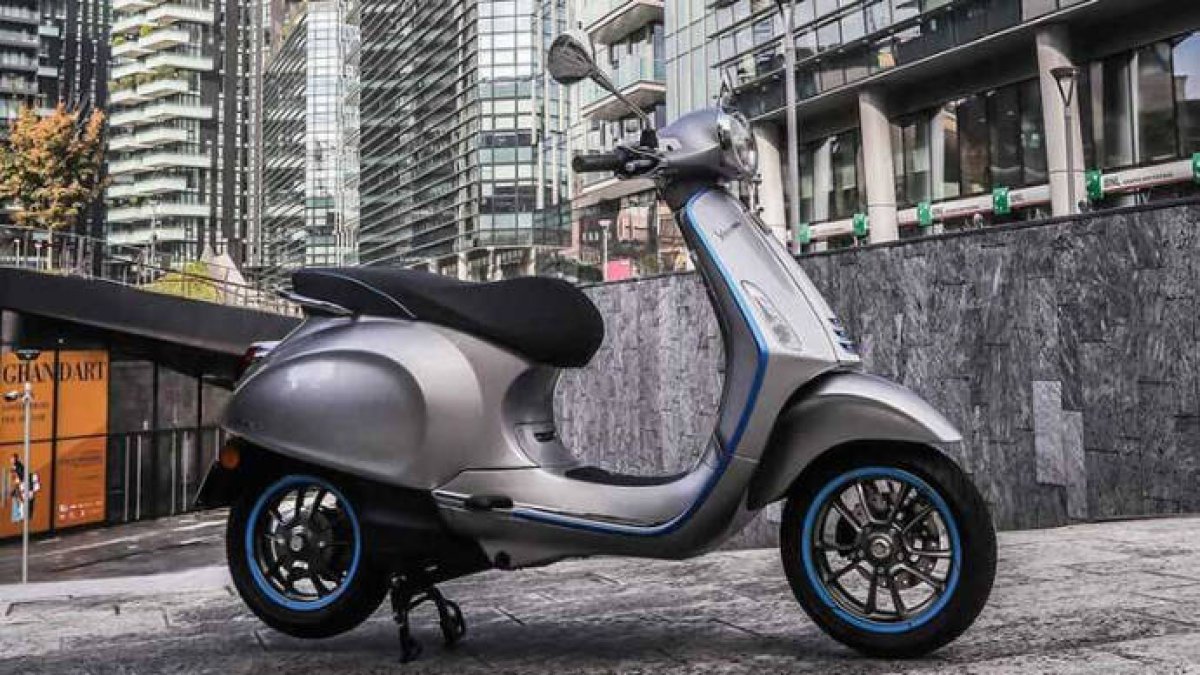 Vespa supera los 900 millones de valor de marca
