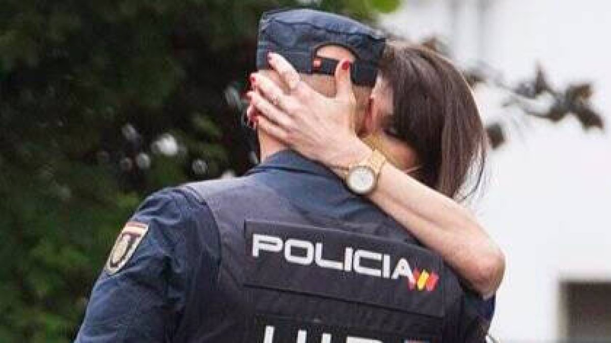 Sonia Ferrer y su novio.