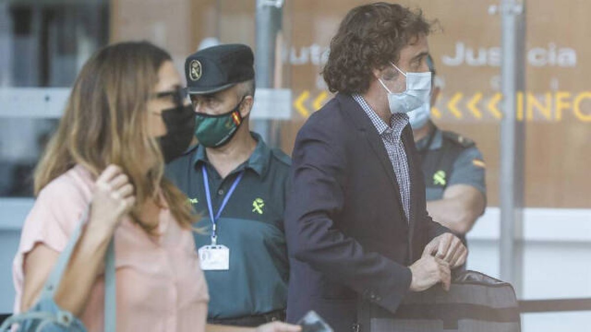 Rubén Trenzano, director de Política Lingüística, a su llegada al juzgado