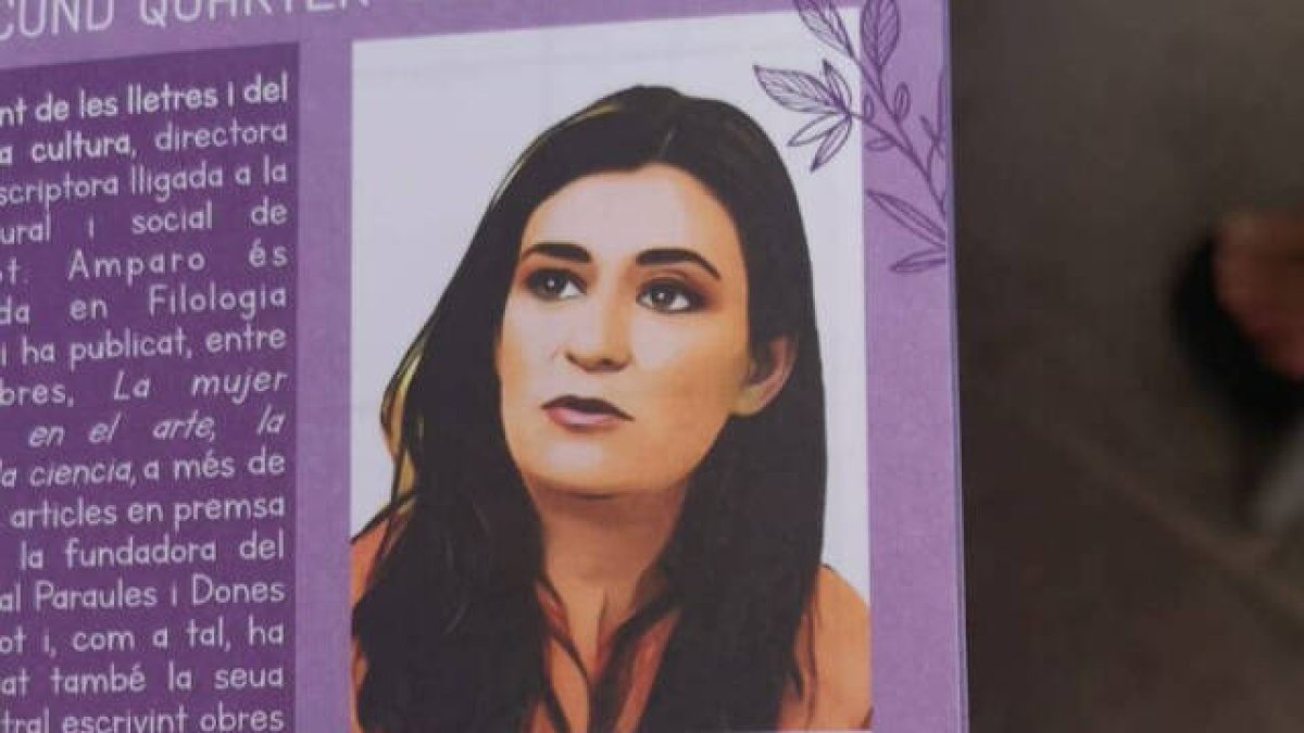 Agenda escolar de Burjassot con la imagen de Carmen Montón