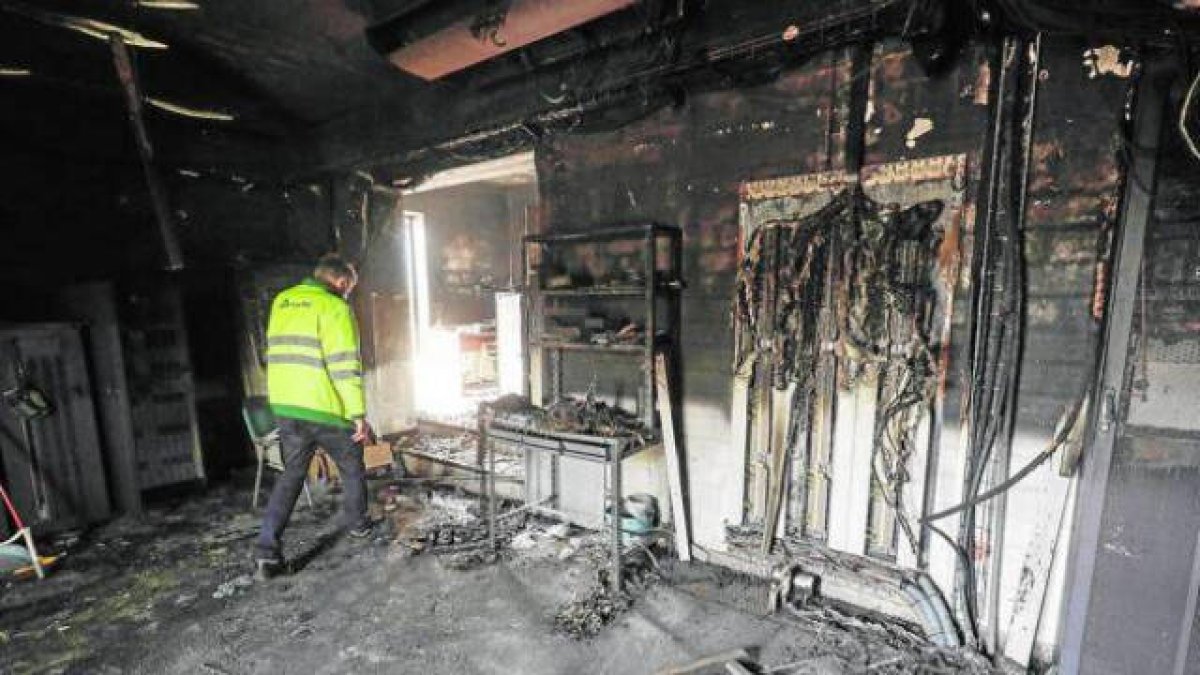Incendio en la estación de Massalfassar