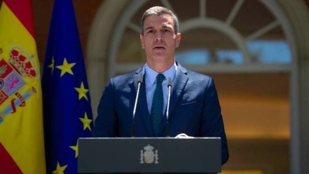 Sánchez, este martes en su declaración institucional antes de partir a Ceuta.