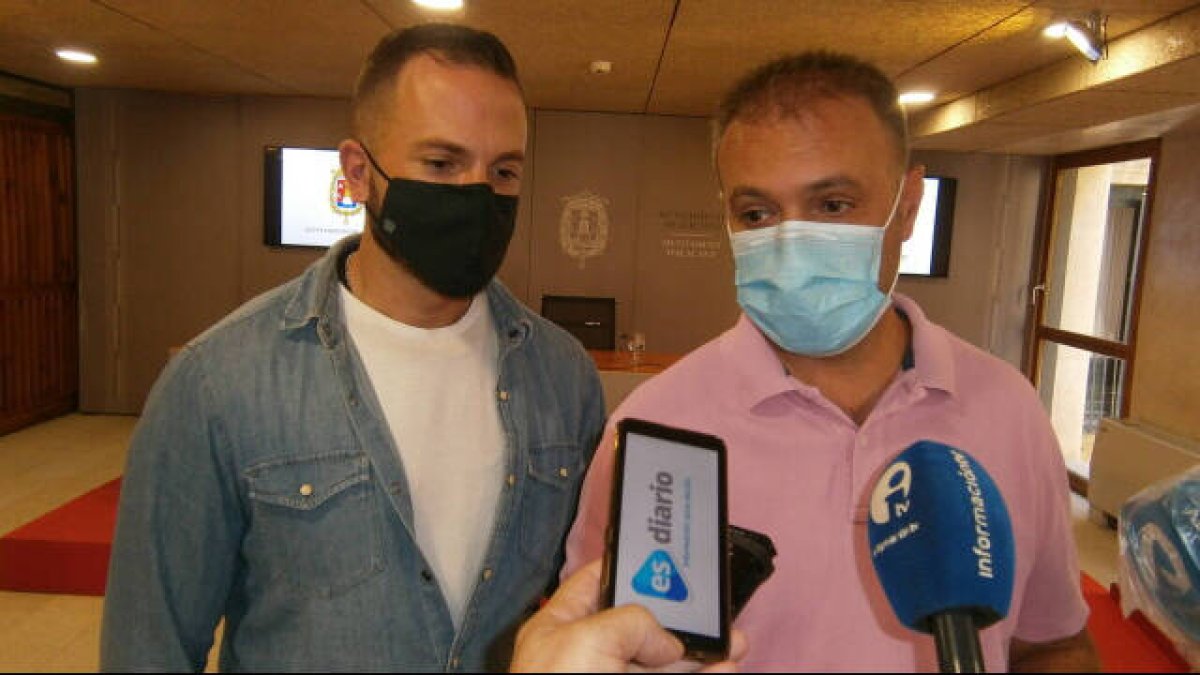 Rafa Mas y Natxo Bellido, concejales de Compromís en Alicante