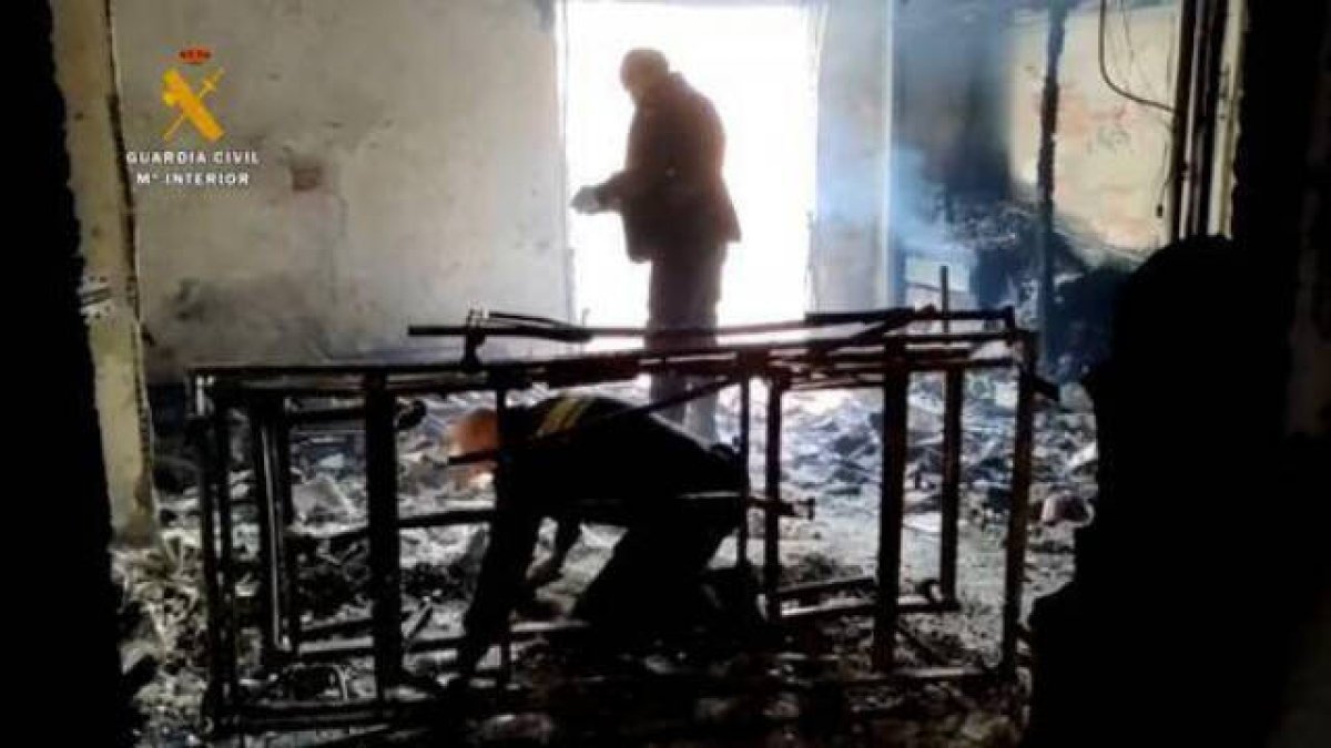 Estado de como quedó por dentro alguna de las habitaciones de la residencia de Moncada