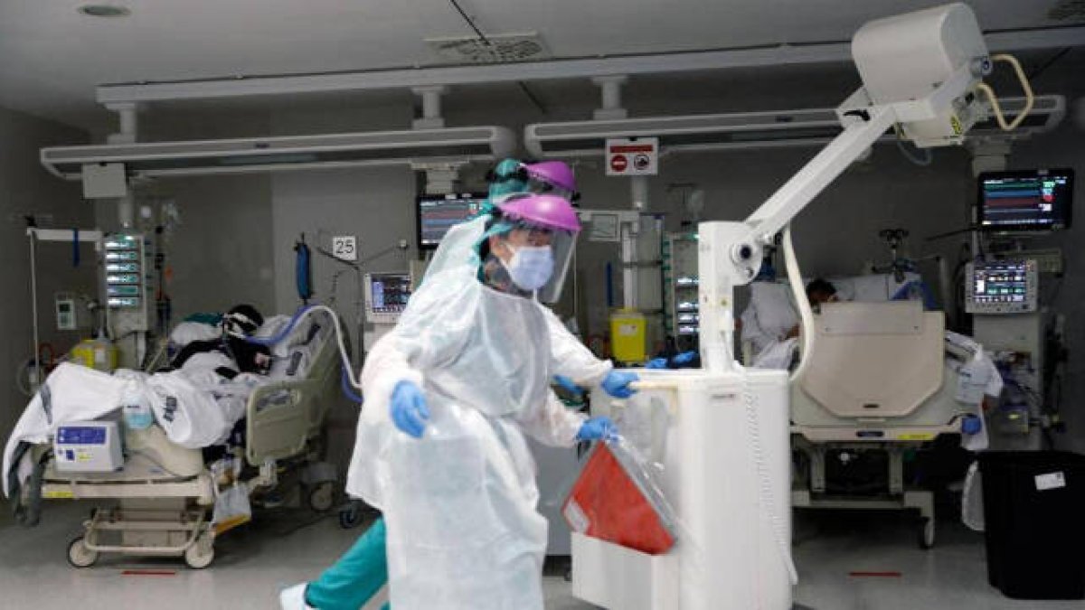 Sala de pacientes ingresados con COVID