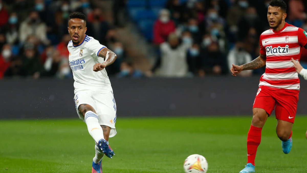 Eder Militao, durante el partido entre el Real Madrid y el Granada