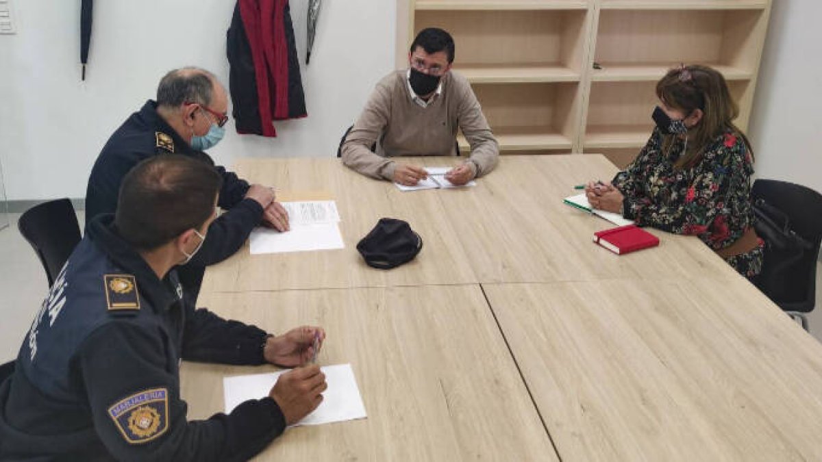 Castellón ampliará la Policía del Grau y aumentará la vigilancia en Marjalería
