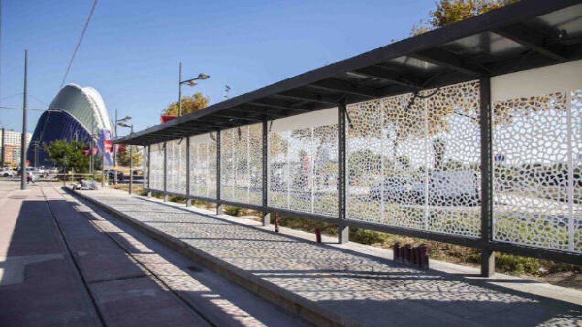 Parada de la nueva línea 10 que entrará en servicio este año.