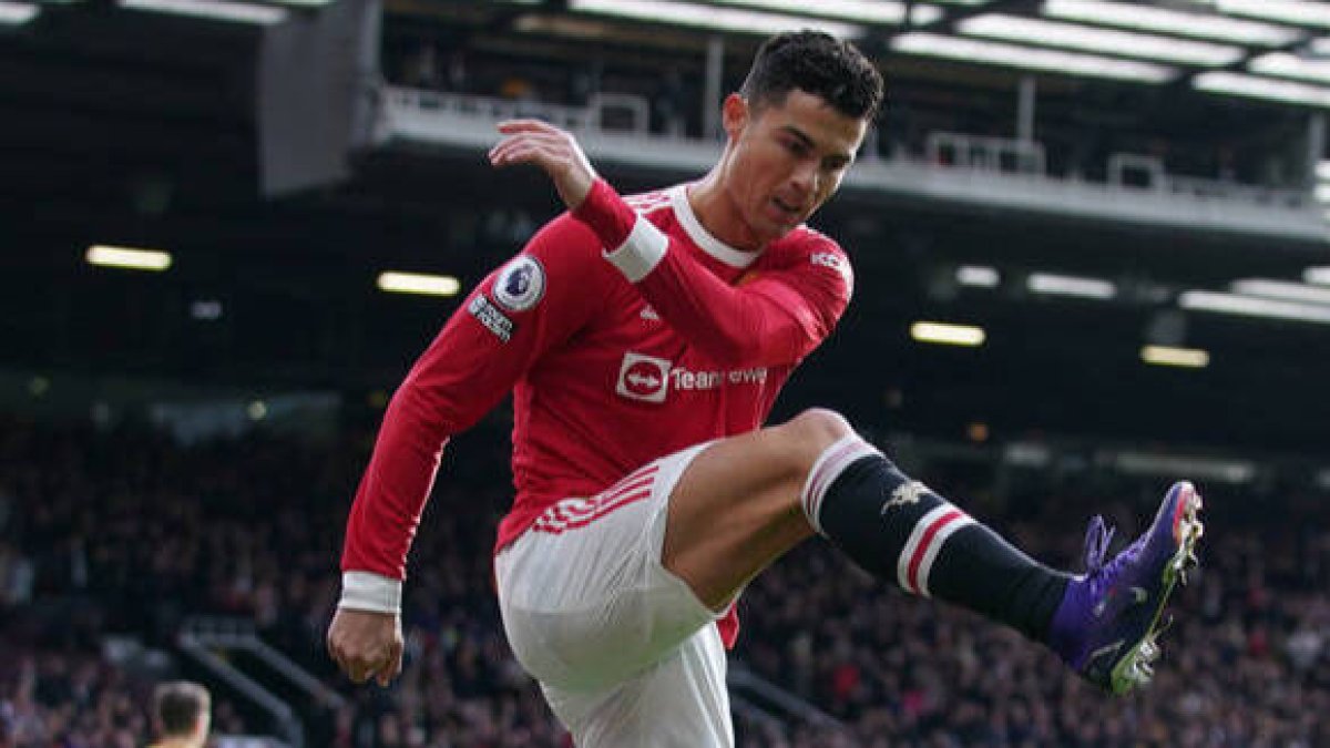 Cristiano Ronaldo se lamenta durante un partido con el Manchester United esta temporada.