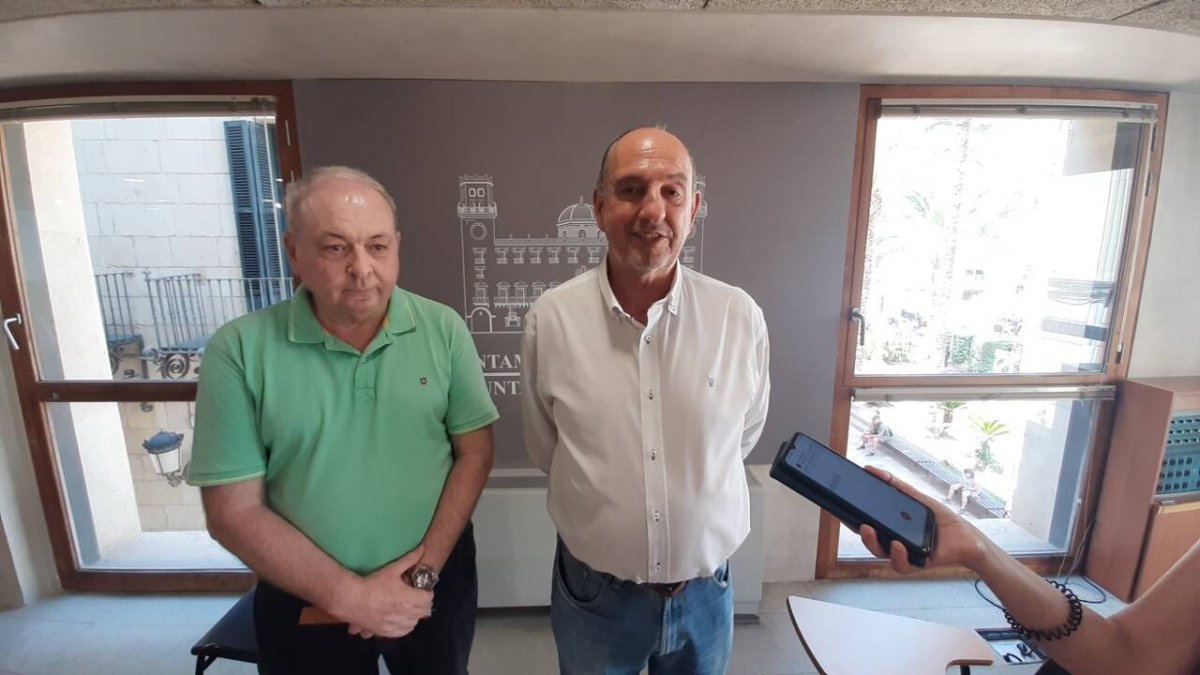 El PSOE critica que el servicio de transporte “no interconecta con los barrios
