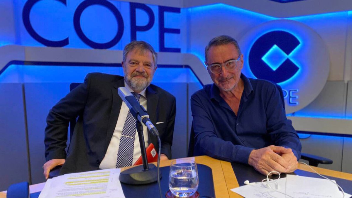 Herrera junto al embajador de Alemania