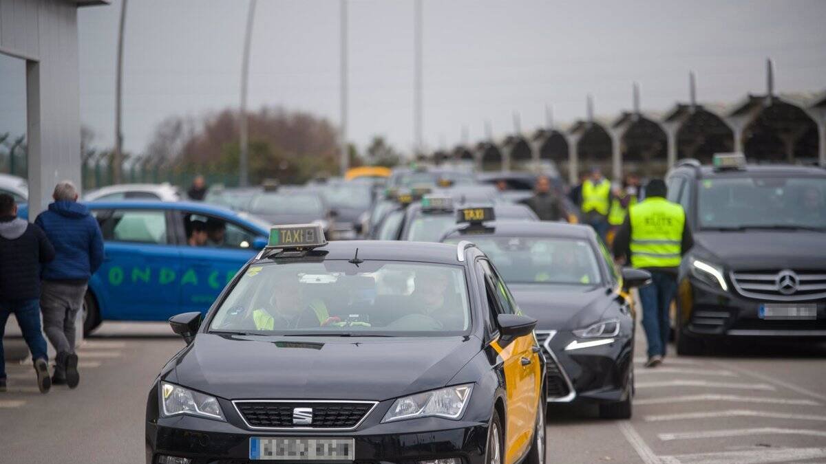 Taxis de toda Europa se manifestarán en Bruselas contra el lobby de las VTC