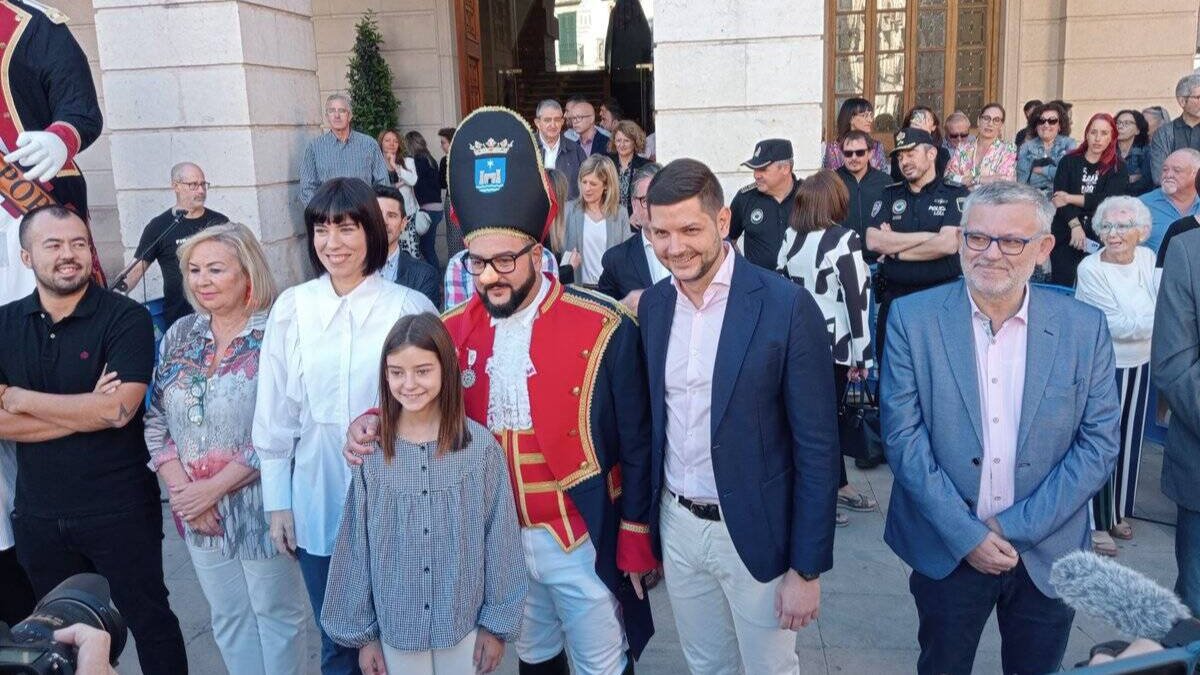 La ministra Morant 'de fiesta' en horario laboral