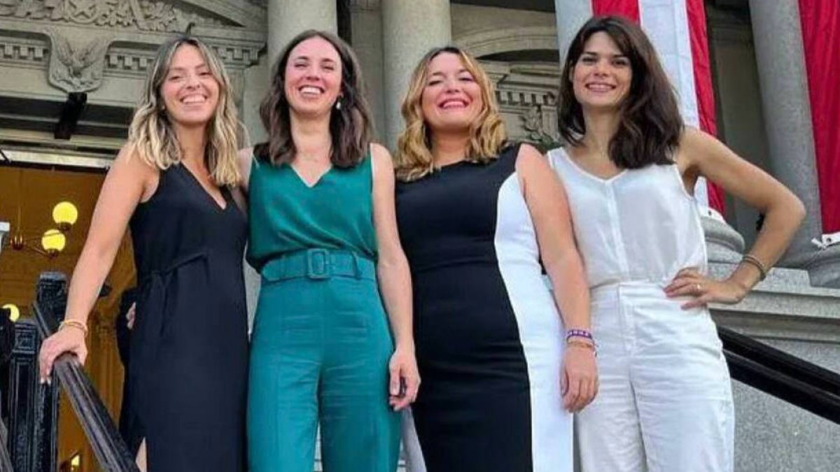 Irene Montero y el resto de personal ministerial
