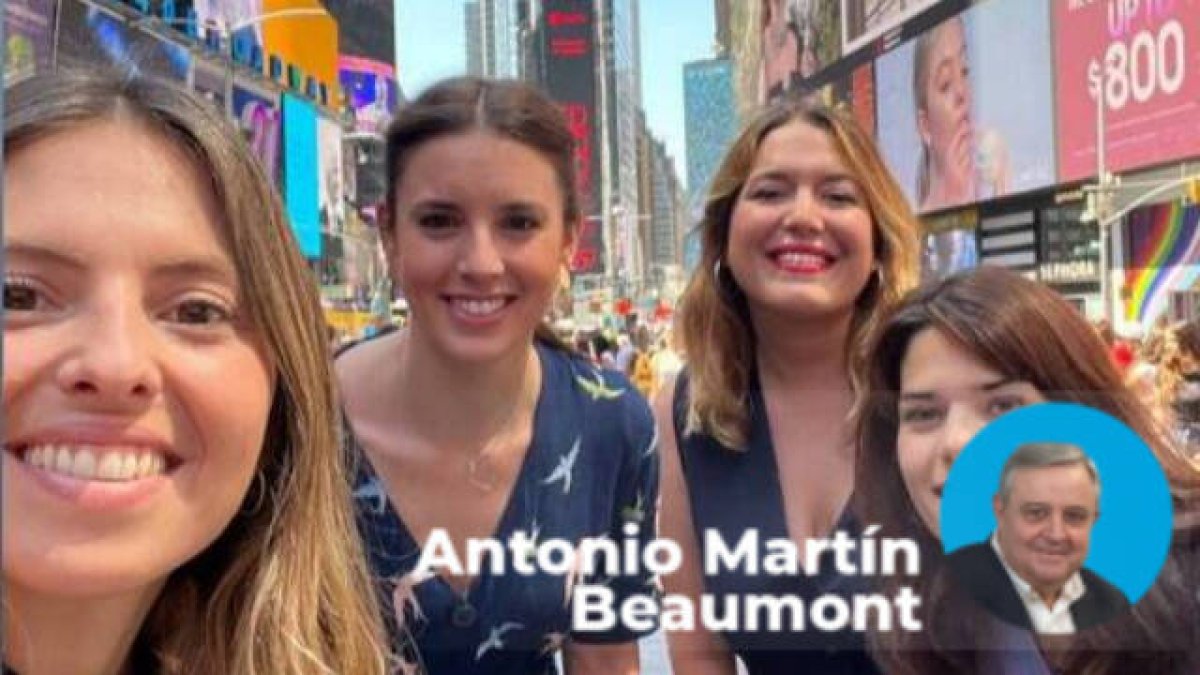 Irene Montero y su troupe de Igualdad en su 