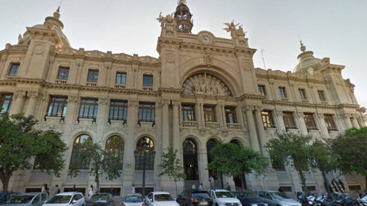 Huelga indefinida en Correos Valencia