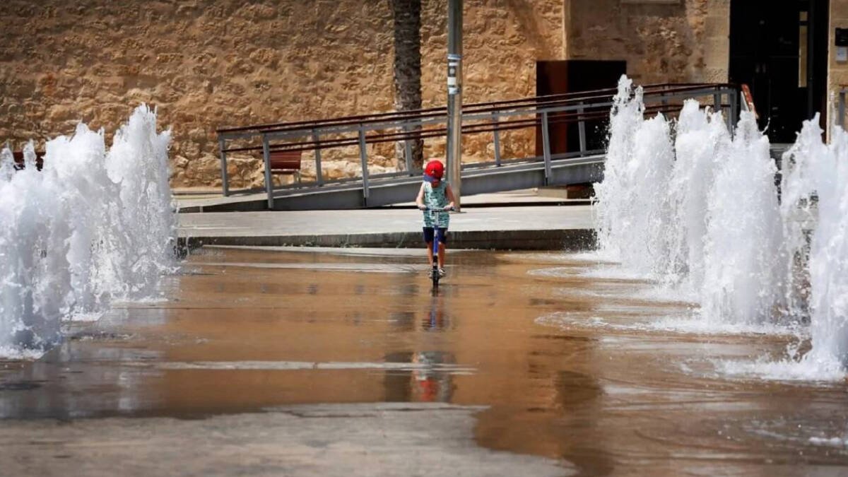 ‘Alerta de calor’: Sanidad advierte de temperaturas extremas el fin de semana