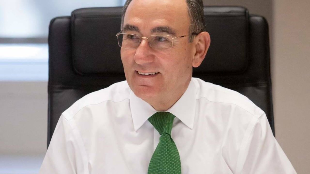 Iberdrola y el BEI amplían un préstamo verde para impulsar redes inteligentes