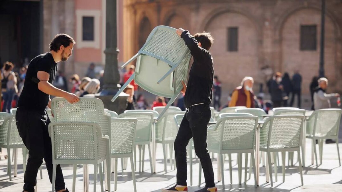La contratación indefinida de jóvenes se multiplicó por cinco hasta junio