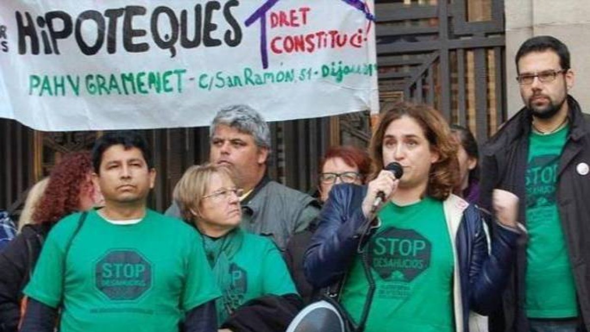 Nada queda de la Colau