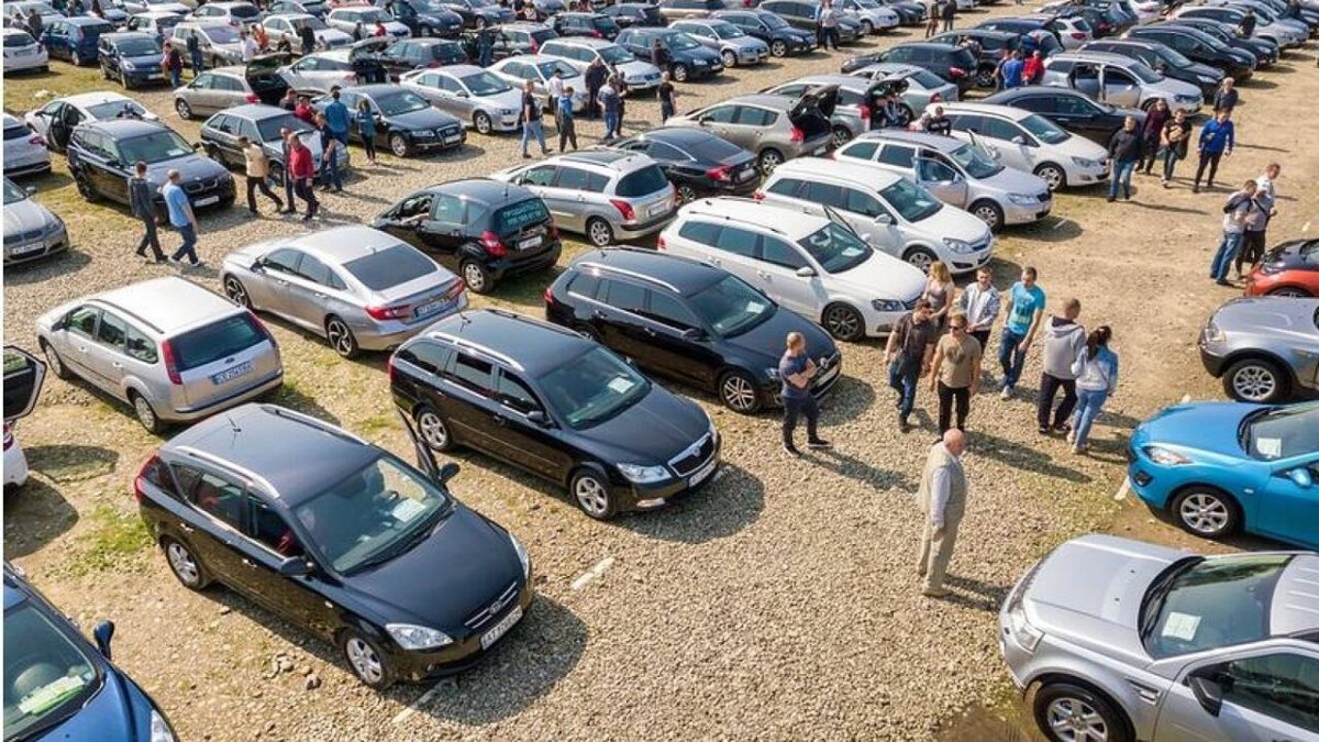 Las ventas de coches de segunda mano encadenan 6 meses en negativo