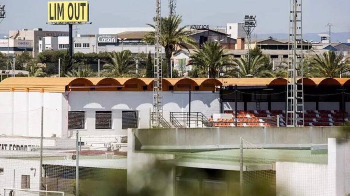 Imagen del cartel - LIBERTAD VCF