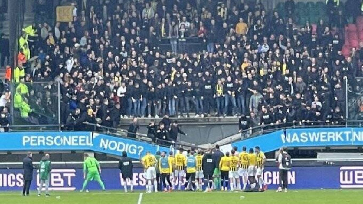 Imagen de la grada al ceder