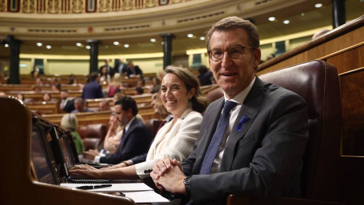 Feijóo junto a Cuca Gamarra en el Debate de la Nación.