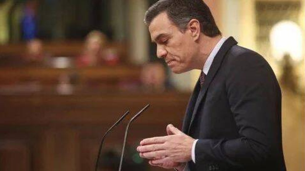 Pedro Sánchez se examina este martes en el Congreso.